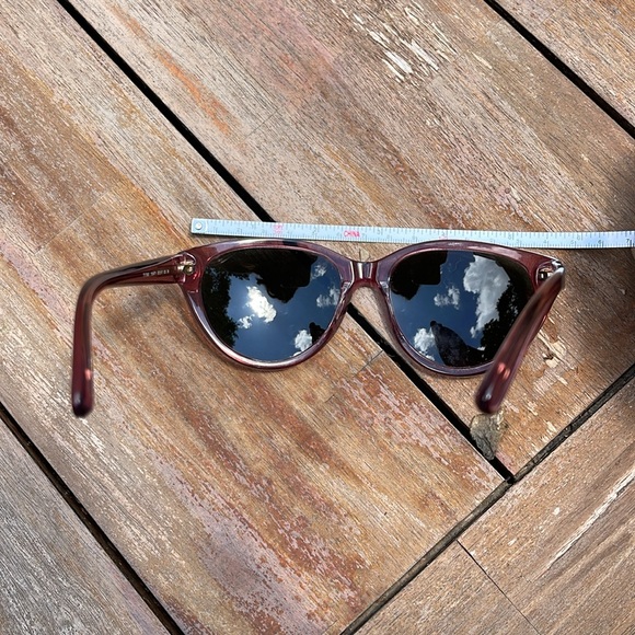 Tory Burch Sunglasses - Picture 5 of 8